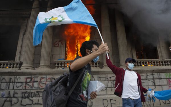 Protestos antigovernamentais na Guatemala - Sputnik Brasil