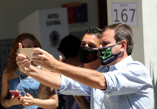 Em eleição marcada por abstenção, 'voto facultativo é o único caminho', diz cientista político - Sputnik Brasil