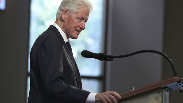 Bill Clinton, ex-presidente dos Estados Unidos, em 30 de julho de 2020 - Sputnik Brasil