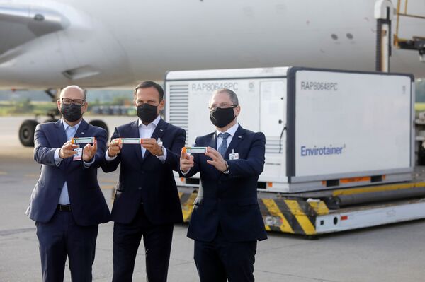 Datafolha: sobe para 22% o número de brasileiros que não querem vacina contra COVID-19  - Sputnik Brasil