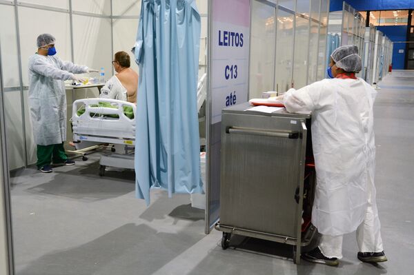 Na linha de frente: quem cuida da saúde dos profissionais de saúde? - Sputnik Brasil