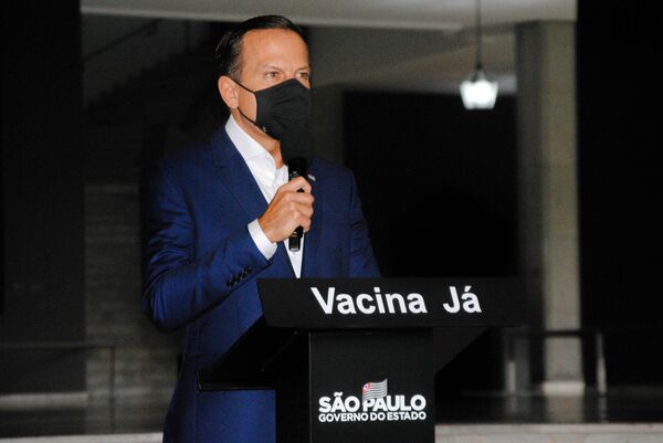 Liberdade individual ou interesse coletivo? STF inicia julgamento sobre vacina obrigatória - Sputnik Brasil