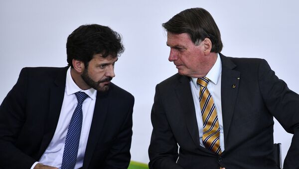 Ex-ministro do Turismo, Marcelo Álvaro Antônio e o presidente Jair Bolsonaro - Sputnik Brasil