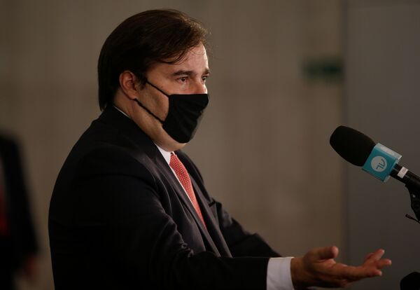 Maia diz que general Pazuello é 'desastre' na Saúde e fala em 'incompetência' - Sputnik Brasil