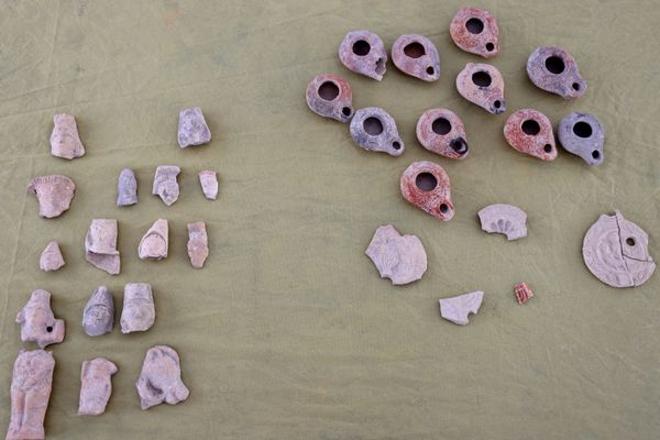 Oficina de lamparinas de 1.700 anos resolve mistério arqueológico em Israel (FOTOS) - Sputnik Brasil