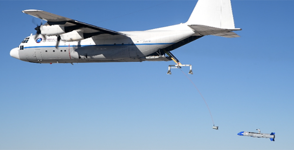 Novos drones Gremlin dos EUA falham em teste de retorno à 'nave-mãe' Novos drones Gremlin dos EUA falham em teste de retorno à 'nave-mãe' - Sputnik Brasil