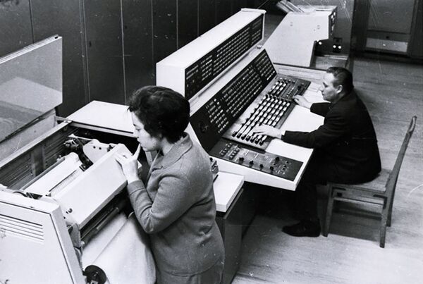 Centro de Comunicações Espaciais de Longa Distância, posto de controle de voo da Venera 7 - Sputnik Brasil