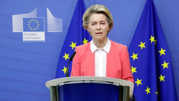A alemã Ursula von der Leyen, presidente da Comissão Europeia - Sputnik Brasil