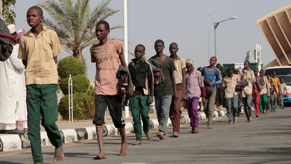 Estudantes supostamente sequestrados pelo Boko Haram são libertados na Nigéria - Sputnik Brasil