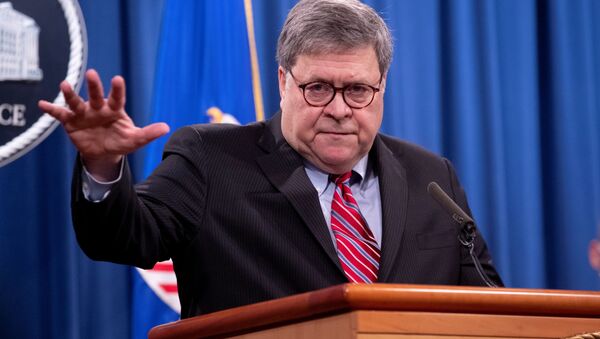 William Barr, procurador-geral dos EUA, participa de coletiva de imprensa no Departamento de Justiça norte-americano em Washington, EUA, 21 de dezembro de 2020 - Sputnik Brasil