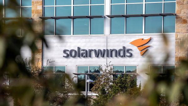 Logo da empresa SolarWinds no Texas, EUA Logo da empresa SolarWinds no Texas, EUA - Sputnik Brasil