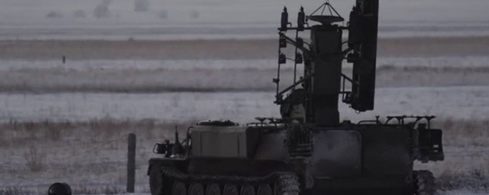 Míssil russo 9М333 da classe Strela-10M, fabricado pelo Grupo Kalashnikov - Sputnik Brasil, 1920, 14.03.2026