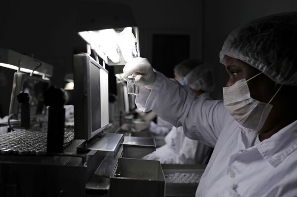 COVID-19: Brasil ultrapassa a marca de 8 milhões de infectados COVID-19: Brasil ultrapassa a marca de 8 milhões de infectados - Sputnik Brasil