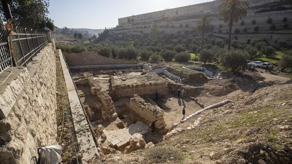 Ruínas de sauna e igreja de 2.000 anos são descobertas em Jerusalém - Sputnik Brasil