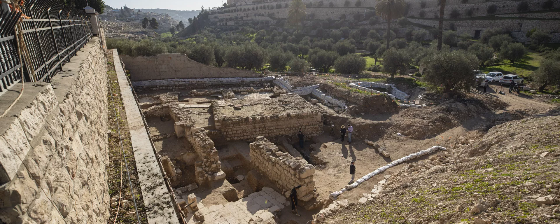 Ruínas de sauna e igreja de 2.000 anos são descobertas em Jerusalém - Sputnik Brasil, 1920, 20.05.2025