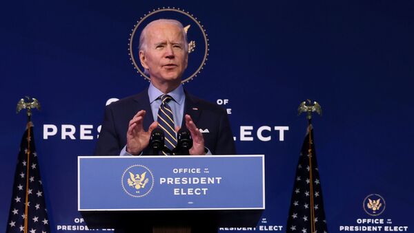 Presidente eleito dos EUA, Joe Biden, discursa na sede do gabinete de transição, em Wilmington, Delaware, EUA, 28 de dezembro de 2020  - Sputnik Brasil