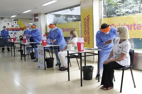 'Expectativa favorável': STF pode aprovar uso da vacina Sputnik V no Brasil - Sputnik Brasil