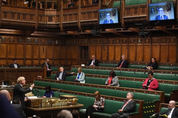 Câmara dos Comuns do Reino Unido aprova projeto de lei de acordo comercial pós-Brexit - Sputnik Brasil