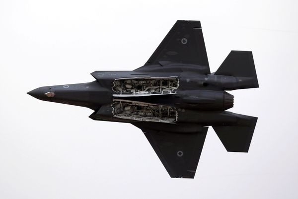 Venda de caças F-35 aos Emirados Árabes pode estar em risco com Biden Venda de caças F-35 aos Emirados Árabes pode estar em risco com Biden - Sputnik Brasil