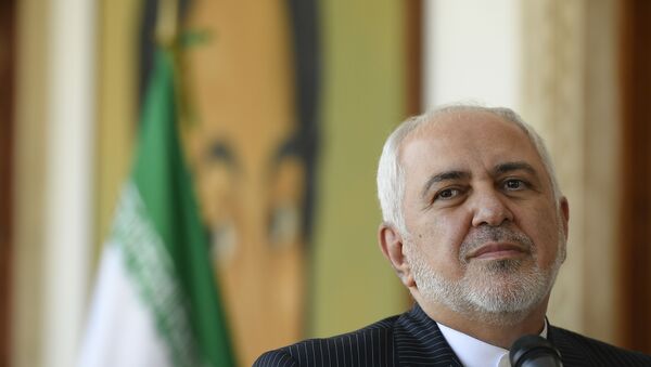 Mohammad Javad Zarif, ministro das Relações Exteriores do Irã, participa de coletiva de imprensa em Caracas, Venezuela, 5 de novembro de 2020 - Sputnik Brasil
