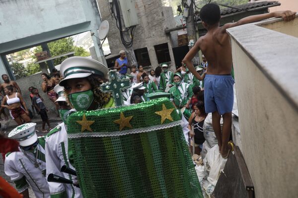 Manhã com Sputnik Brasil: destaques desta quinta-feira, 7 de janeiro - Sputnik Brasil