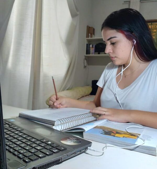 Ansiedade, insegurança e exclusão: Enem marcado pelo ensino remoto acentua desigualdades no Brasil - Sputnik Brasil