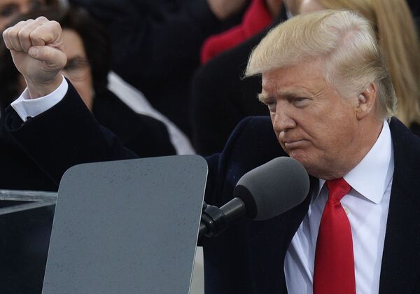 YouTube suspende canal de Donald Trump por 'incitação à violência' YouTube suspende canal de Donald Trump por 'incitação à violência' - Sputnik Brasil