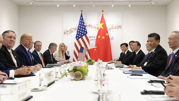 Representantes dos EUA e da China se encontram em reunião à margem da cúpula do G20 em Osaka, Japão, 29 de junho de 2019 - Sputnik Brasil