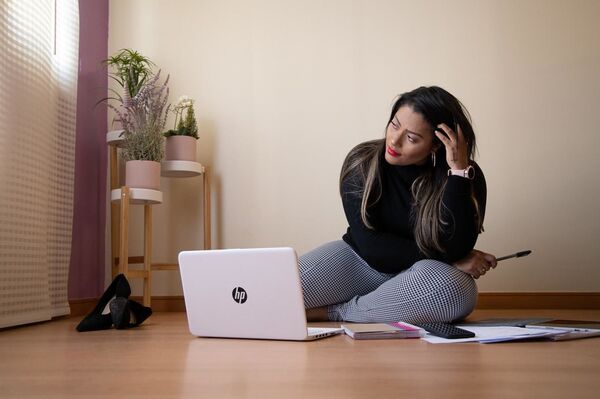 COVID-19: suspensão de voos entre Portugal e Brasil já causa transtornos; veja histórias - Sputnik Brasil