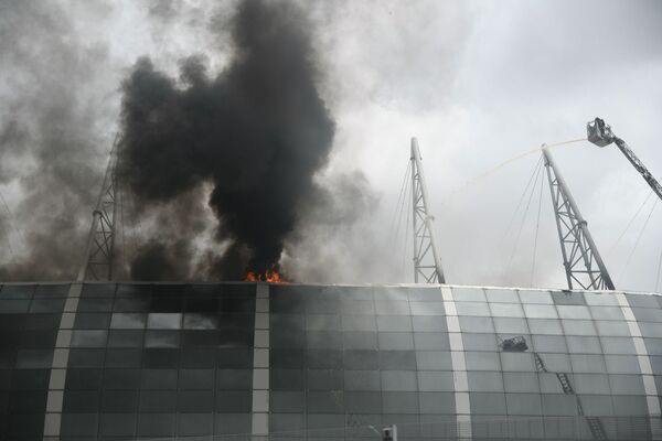 Incêndio atinge a Arena Castelão, um dos estádios da Copa do Mundo de 2014 (FOTO, VÍDEO) - Sputnik Brasil