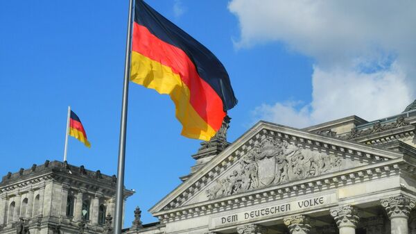 Bandeiras da Alemanha no Bundestag em Berlim (imagem referencial) - Sputnik Brasil