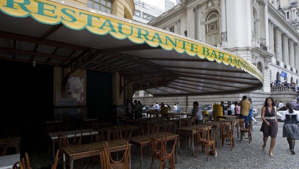 Fachada do Restaurante Bar Amarelinho, na Cinelândia, no Centro do Rio de Janeiro (RJ) - Sputnik Brasil