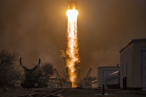Lançamento do foguete russo Soyuz-2.1a com veículo de carga Progress MS-16 desde o cosmódromo de Baikonur - Sputnik Brasil