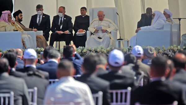O papa discursa durante evento inter-religioso na cidade de Ur, a terra natal de Abraão - Sputnik Brasil