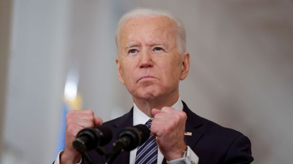 Presidente dos EUA, Joe Biden, discursa sobre o combate à pandemia de COVID-19, na Casa Branca, Washington, EUA, 11 de março de 2021 - Sputnik Brasil