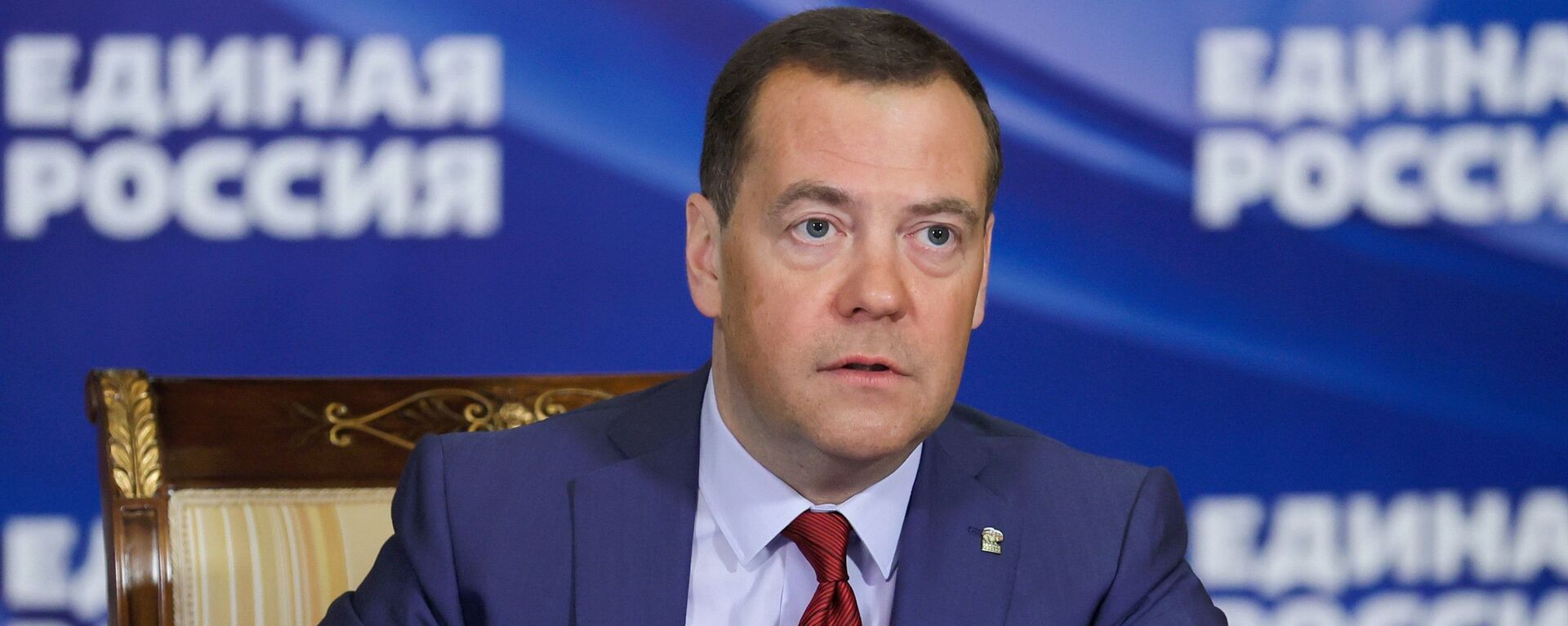 Dmitry Medvedev, Vice-Presidente do Conselho de Segurança da Rússia, se reúne com cidadãos via link de vídeo da residência Gorki, na região de Moscou, Rússia, em 5 de março de 2021 - Sputnik Brasil, 1920, 14.12.2022