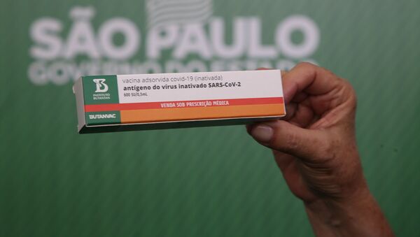O governador de São Paulo João Doria anuncia o desenvolvimento pelo Instituto Butantan da primeira vacina brasileira contra a COVID-19: a ButanVac, em 26 de março de 2021 - Sputnik Brasil