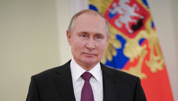 O presidente da Rússia, Vladimir Putin, durante pronunciamento. - Sputnik Brasil
