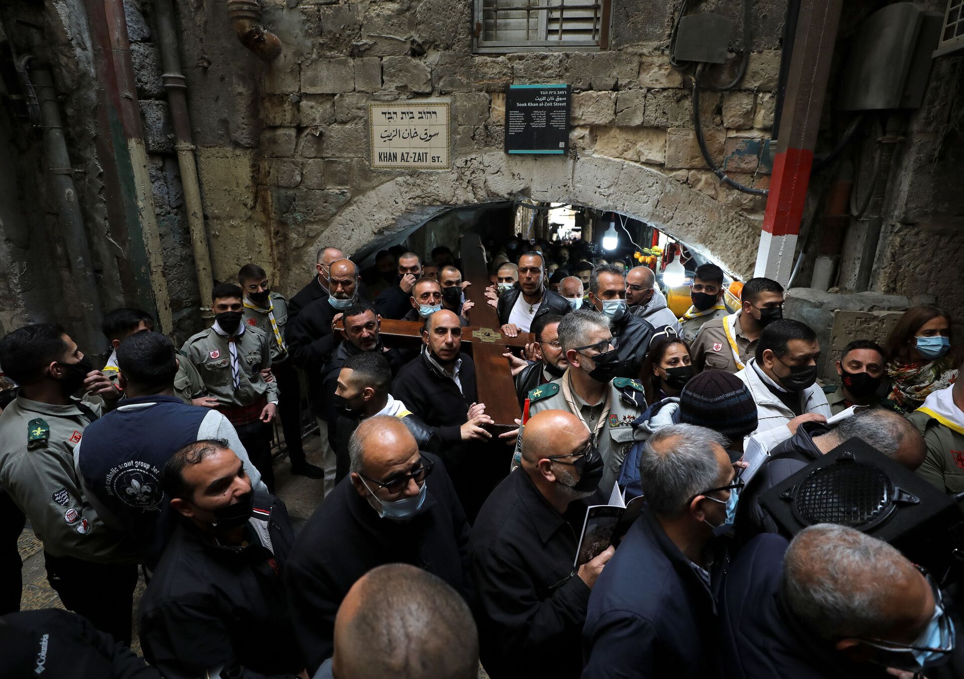 Após vacinação em massa em Israel, fiéis lotam Jerusalém para procissão de Páscoa (FOTOS) - Sputnik Brasil, 1920, 02.04.2021