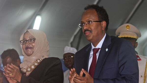 Mohamed Abdullahi Mohamed Farmajo durante sua posse como presidente da Somália, em Mogadíscio, em 22 de fevereiro de 2017 - Sputnik Brasil