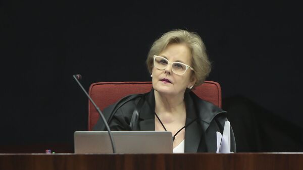 A ministra Rosa Weber durante sessão da 1ª turma do STF, no dia 1º de março de 2016 - Sputnik Brasil