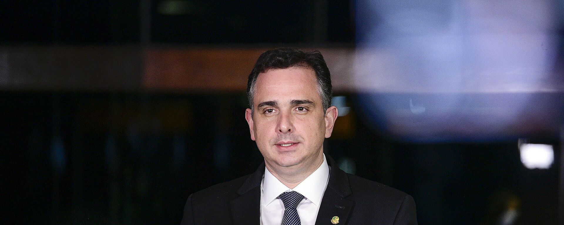 Presidente do Senado Federal, senador Rodrigo Pacheco (PSD-MG), concede entrevista coletiva (foto de arquivo). - Sputnik Brasil, 1920, 29.10.2025