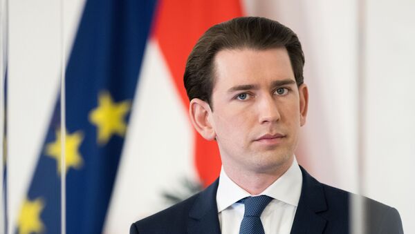 Em Viena, capital austríaca, o chanceler do país, Sebastian Kurz, participa de uma coletiva de imprensa em meio à  pandemia da COVID-19, em 6 de abril de 2021 - Sputnik Brasil