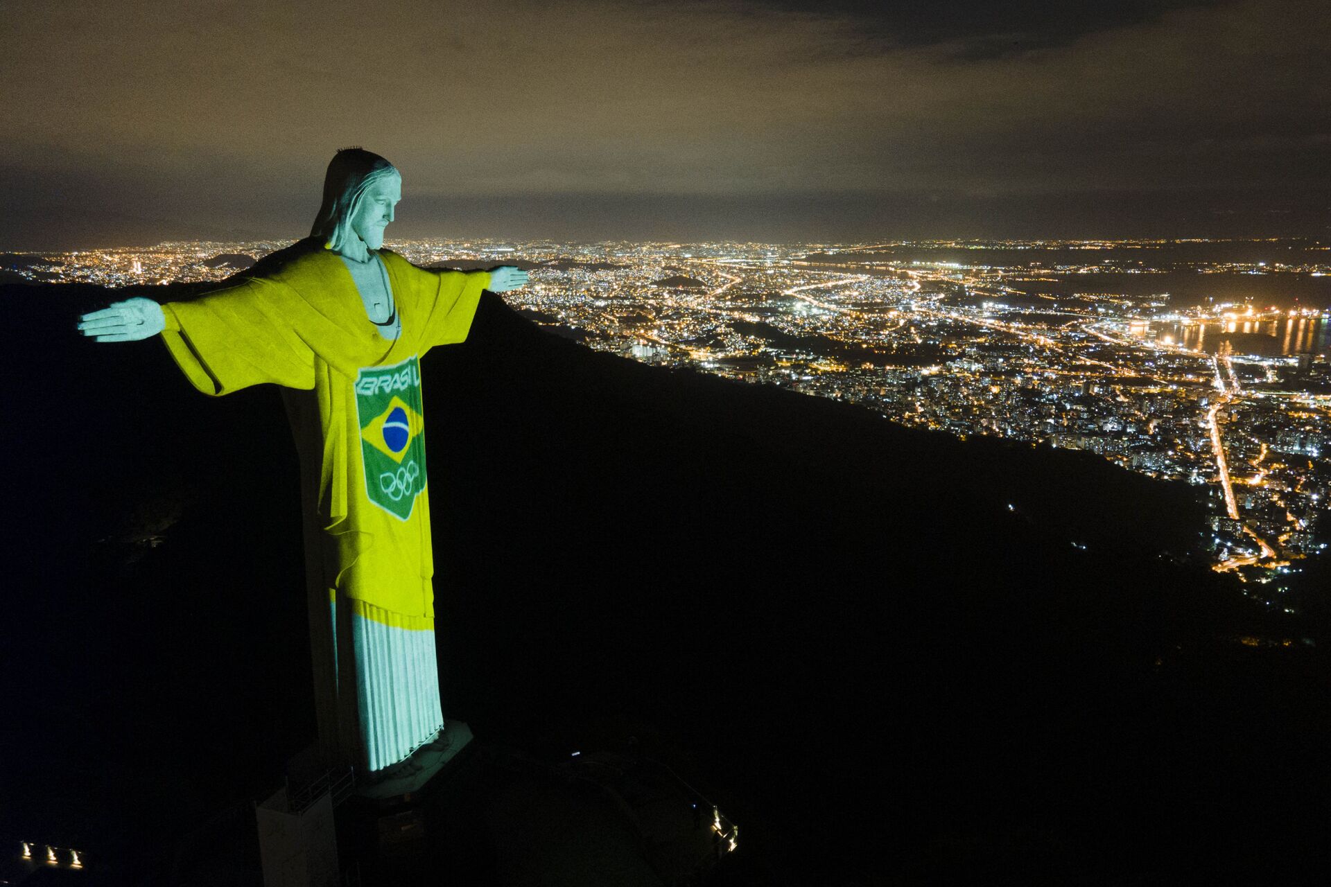 Manhã com Sputnik Brasil: destaques desta sexta-feira, 16 de abril  - Sputnik Brasil, 1920, 16.04.2021