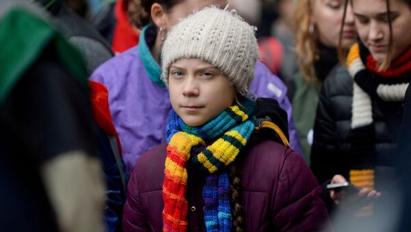 A ativista sueca pelo clima Greta Thunberg participa da manifestação '' Europe Climate Strike '' em Bruxelas, Bélgica, 6 de março de 2020 - Sputnik Brasil