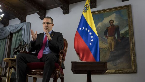 Jorge Arreaza, ministro das Relações Exteriores da Venezuela, fala durante entrevista para agência AFP em Caracas, 7 de abril de 2021 - Sputnik Brasil