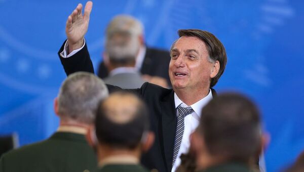 Presidente da República, Jair Bolsonaro, participa da cerimônia no Palácio do Planalto, em Brasília, no dia 8 de abril de 2021 - Sputnik Brasil