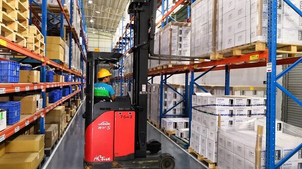 Operação de logística da Arvato, provedora de serviços de cadeia de suprimentos e comércio eletrônico, na China Operação de logística da Arvato, provedora de serviços de cadeia de suprimentos e comércio eletrônico, na China - Sputnik Brasil