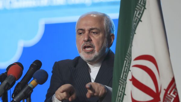 Ministro das Relações Exteriores do Irã, Mohammad Javad Zarif, durante conferência em Teerã, Irã, 23 de fevereiro de 2021 - Sputnik Brasil