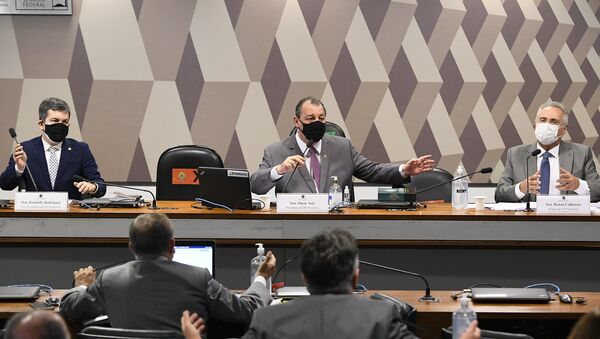 Senadores durante reunião da CPI da Covid - Sputnik Brasil